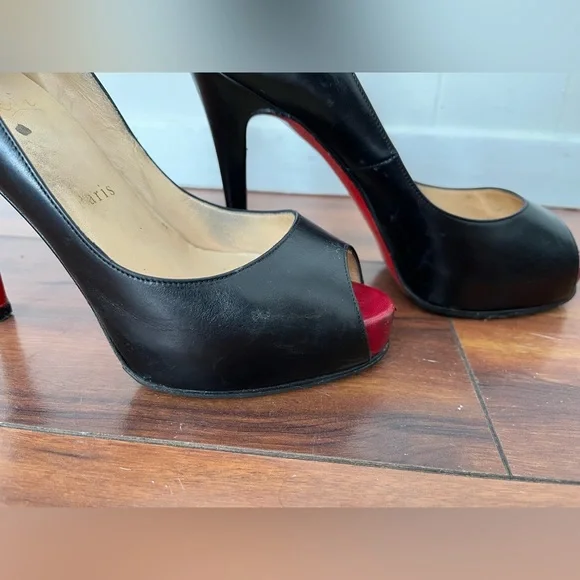 Christian Louboutin black leather heels open toe